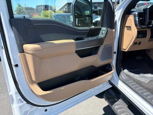 New 2026 Ford F350 Lariat w/ Black Appearance Package AWD/4WD image 12