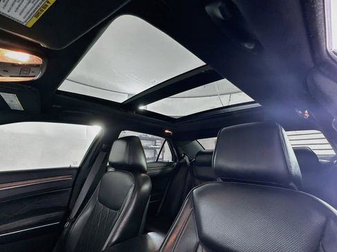Used 2018 Chrysler 300 C w/ Sun, Sound & Nav Package RWD image 26