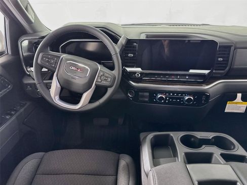 New 2026 GMC Sierra 1500 SLE w/ Preferred Package AWD/4WD image 2