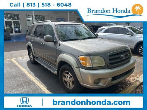 Used 2004 Toyota Sequoia SR5 image 1