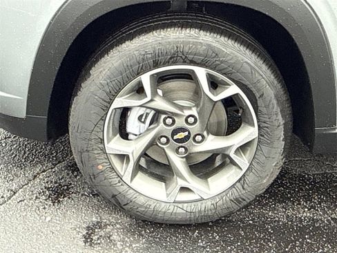 New 2026 Chevrolet Trax LT w/ Driver Confidence Package image 12