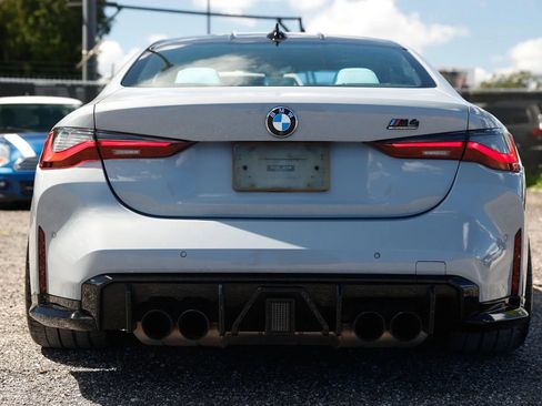 Used 2021 BMW M4 Competition w/ Executive Package RWD image 5