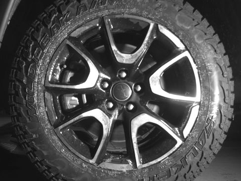 Used 2025 Jeep Compass Trailhawk AWD/4WD image 12