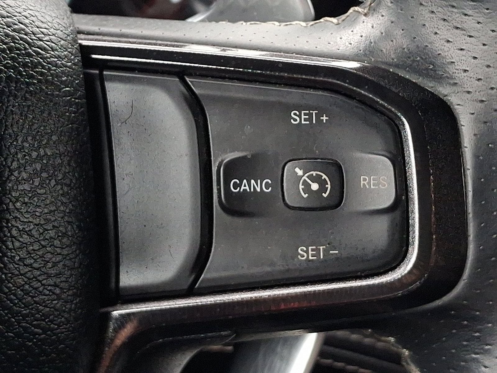 Used 2022 RAM 1500 TRX w/ TRX Level 2 Equipment Group AWD/4WD image 22