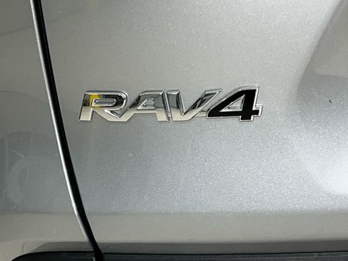New 2025 Toyota RAV4 XLE w/ Convenience Package image 8