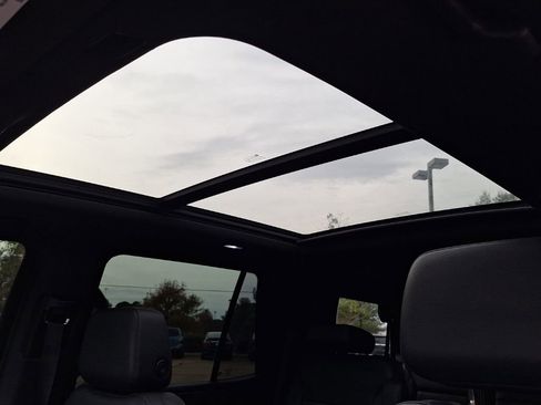 Certified 2022 Chevrolet Tahoe Z71 w/ Z71 Off-Road Package image 40