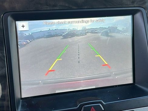 Used 2017 Ford Expedition Limited image 33