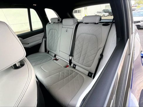 Used 2024 BMW X5 M60i w/ Climate Comfort Package AWD/4WD image 34