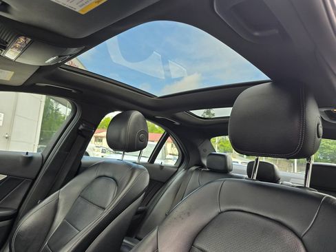 Used 2018 Mercedes-Benz C 300 4MATIC Sedan image 22