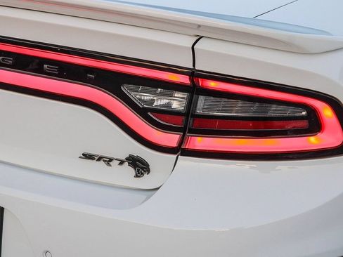 Used 2022 Dodge Charger SRT Hellcat RWD image 10