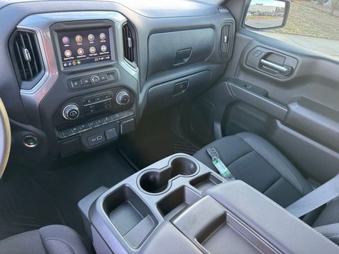 Used 2024 Chevrolet Silverado 1500 Custom Trail Boss image 32