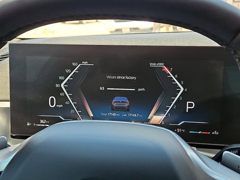 Used 2025 BMW 330i Sedan image 20