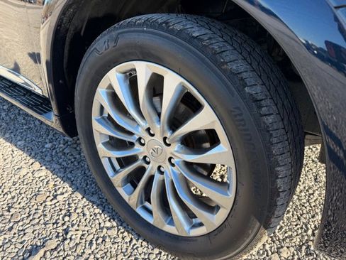 Used 2015 INFINITI QX80 2WD w/ Deluxe Technology Package image 15