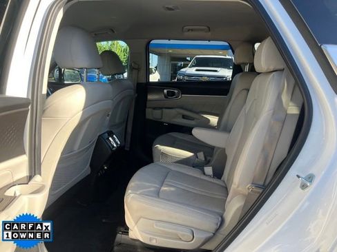 Used 2023 Kia Sorento SX Prestige AWD/4WD image 14