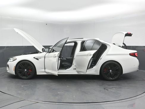 Used 2022 BMW M5 w/ Executive Package image 55