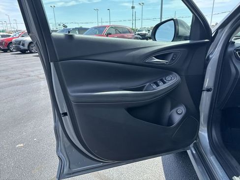 Used 2023 Buick Encore GX Select w/ Sport Touring Package FWD image 9