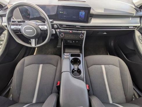 Used 2025 Hyundai Sonata SEL FWD image 17
