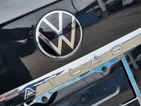 Used 2020 Volkswagen Atlas Cross Sport S image 10