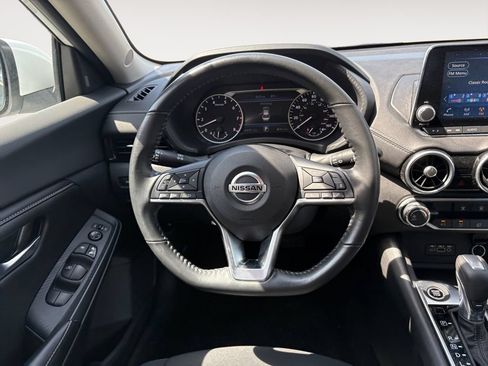 Used 2023 Nissan Sentra SV FWD image 12