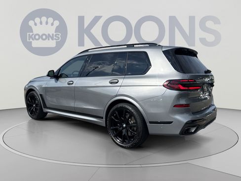 Used 2026 BMW X7 xDrive40i w/ M Sport Package AWD/4WD image 4