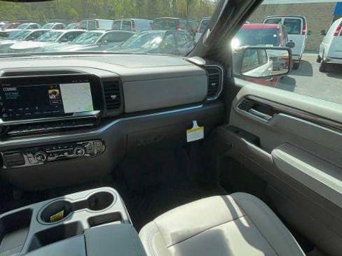 Used 2026 Chevrolet Silverado 1500 LT AWD/4WD image 28