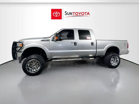 Used 2016 Ford F250 XLT w/ XLT Value Package AWD/4WD image 9