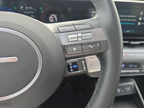 Used 2026 Hyundai Kona SEL Premium FWD image 16