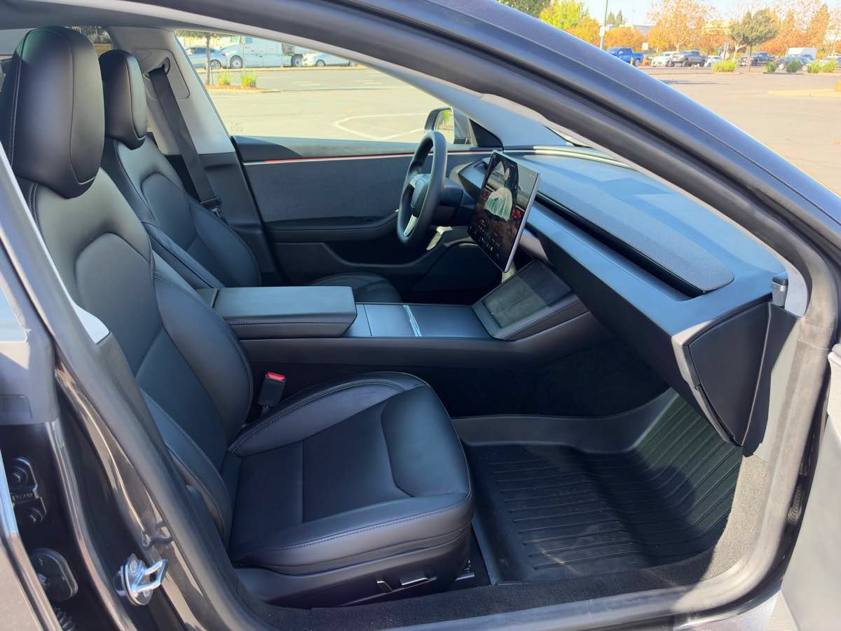Used 2025 Tesla Model 3 Long Range RWD image 19