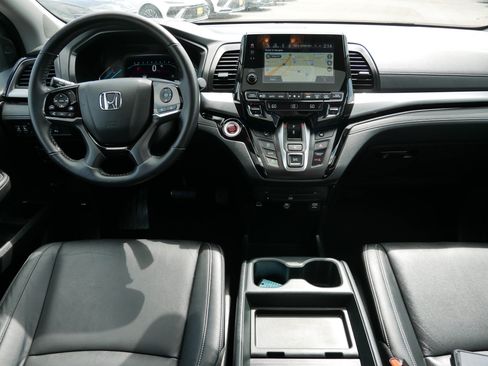 Used 2024 Honda Odyssey Touring image 10