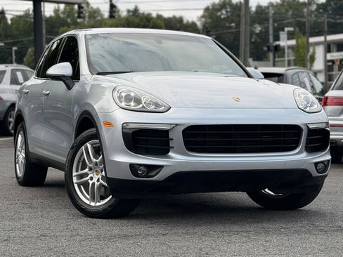 Used 2018 Porsche Cayenne AWD/4WD image 7