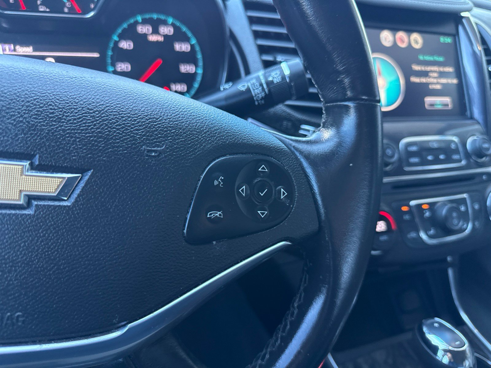 Used 2015 Chevrolet Impala LTZ FWD image 30