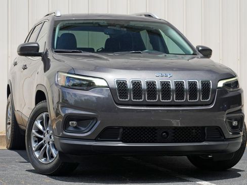 Used 2021 Jeep Cherokee Latitude Lux w/ Comfort/Convenience Group AWD/4WD image 2