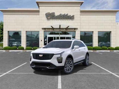 Used 2024 Cadillac XT4 Sport image 34