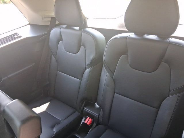 Used 2020 Volvo XC90 T5 Momentum w/ Protection Package AWD/4WD image 25