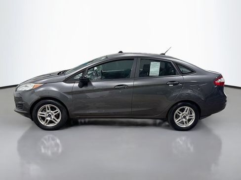 Used 2017 Ford Fiesta SE FWD image 9