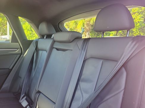 Used 2024 Audi Q3 2.0T Premium image 17