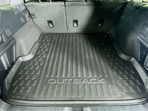 Certified 2025 Subaru Outback Premium w/ Popular Package #1A image 32