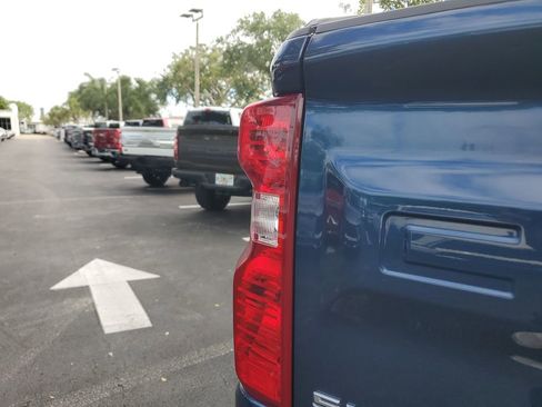 Used 2019 Chevrolet Silverado 1500 LT w/ All-Star Edition image 31