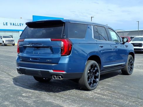 New 2026 GMC Yukon Denali w/ Denali Reserve Package AWD/4WD image 3