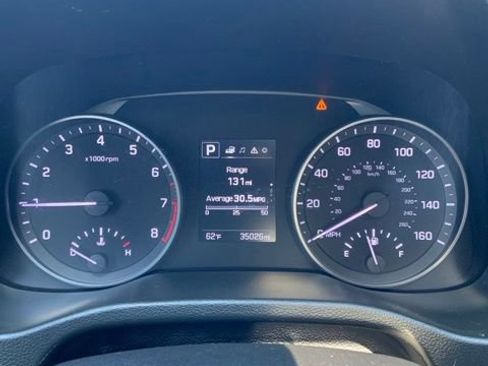 Used 2018 Hyundai Elantra Value Edition w/ Cargo Package FWD image 10