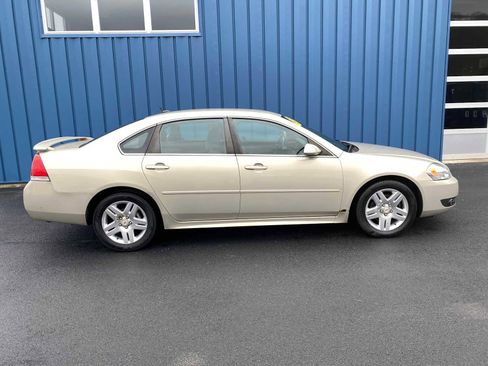 Used 2011 Chevrolet Impala LT image 14