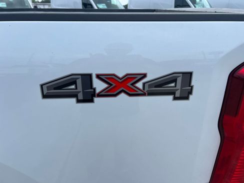 Used 2024 Ford F250 XLT AWD/4WD image 31
