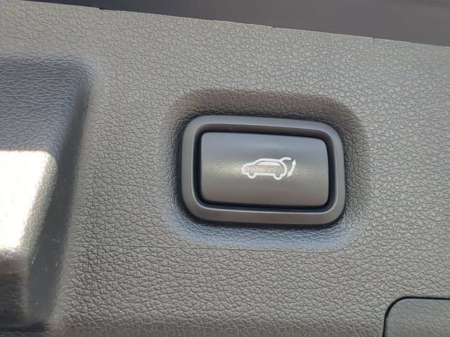 Used 2023 Hyundai Santa Fe SEL AWD/4WD image 15