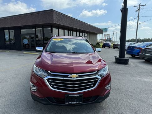 Used 2019 Chevrolet Equinox Premier image 2