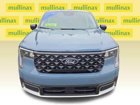 Certified 2025 Ford Maverick Lariat AWD/4WD image 16