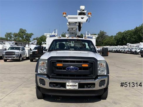 Used 2016 Ford F550 2WD Regular Cab Super Duty image 11