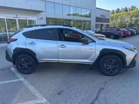 Used 2025 Subaru Crosstrek 2.5i Sport AWD/4WD image 6