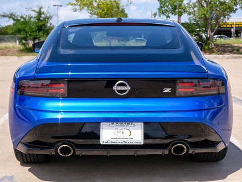 Used 2023 Nissan Z w/ Floor Mat Package (L93) RWD image 8