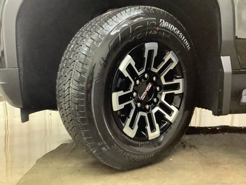 New 2026 GMC Sierra EV Elevation image 30