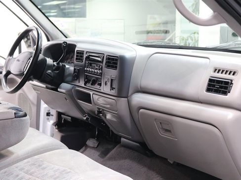 Used 2000 Ford F350 XLT image 84